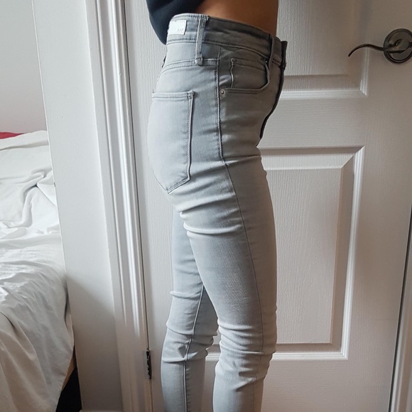 Abercrombie & Fitch High Rise Super Skinny Jean - short - Picture 3 of 7